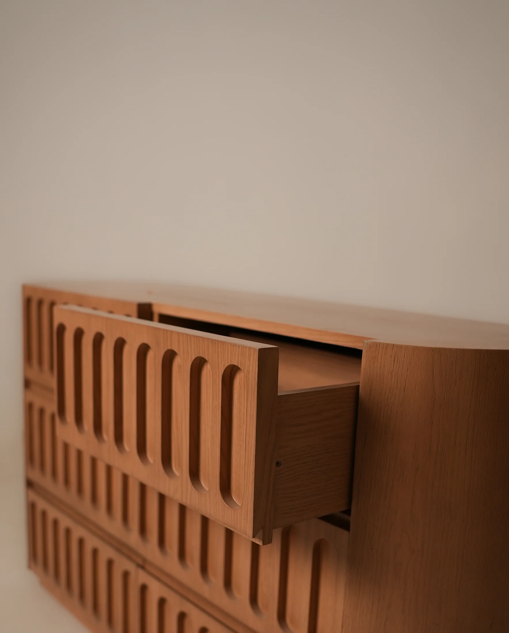 APOLLO DRESSER - Image 4