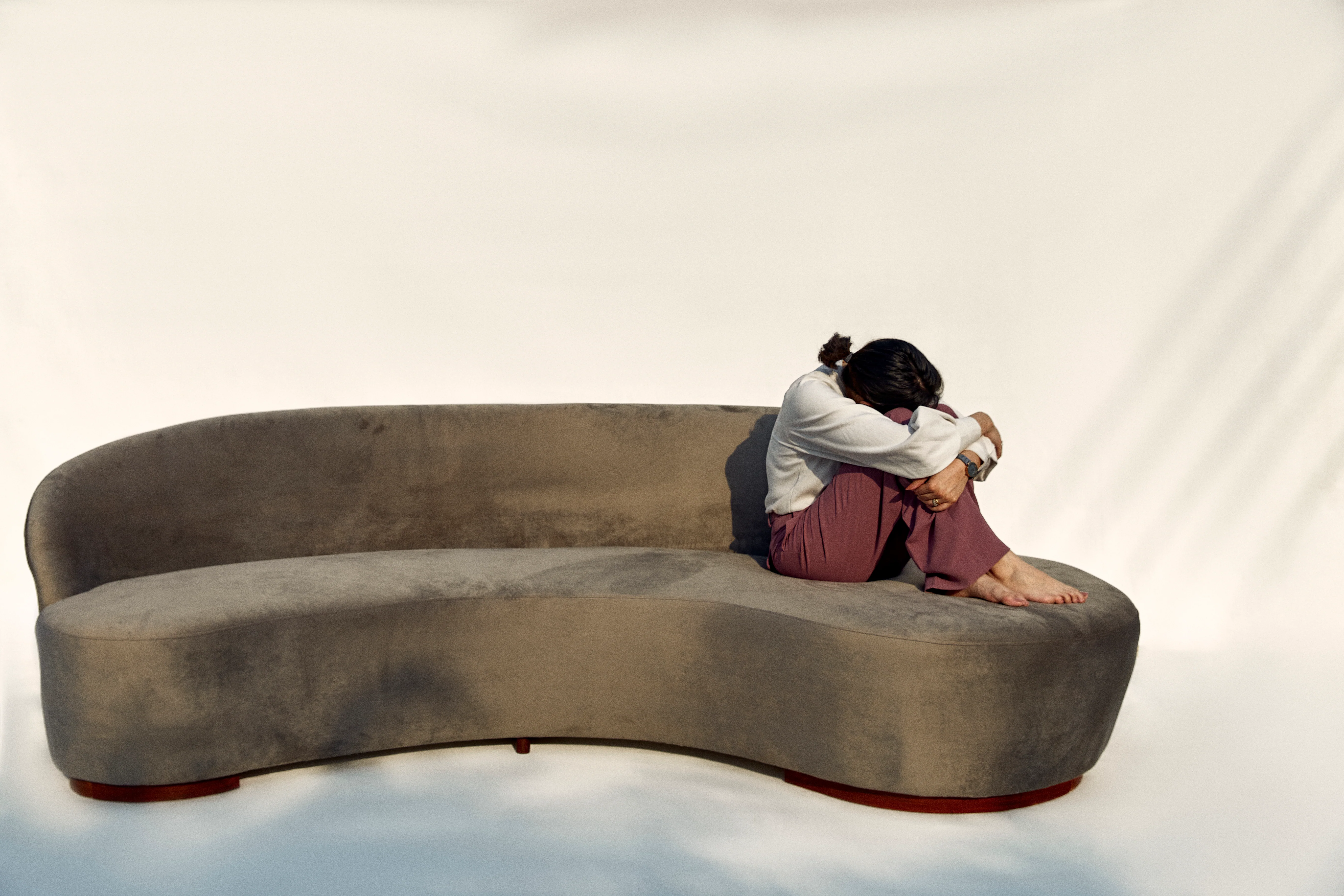 CONTOUR COUCH - Image 6