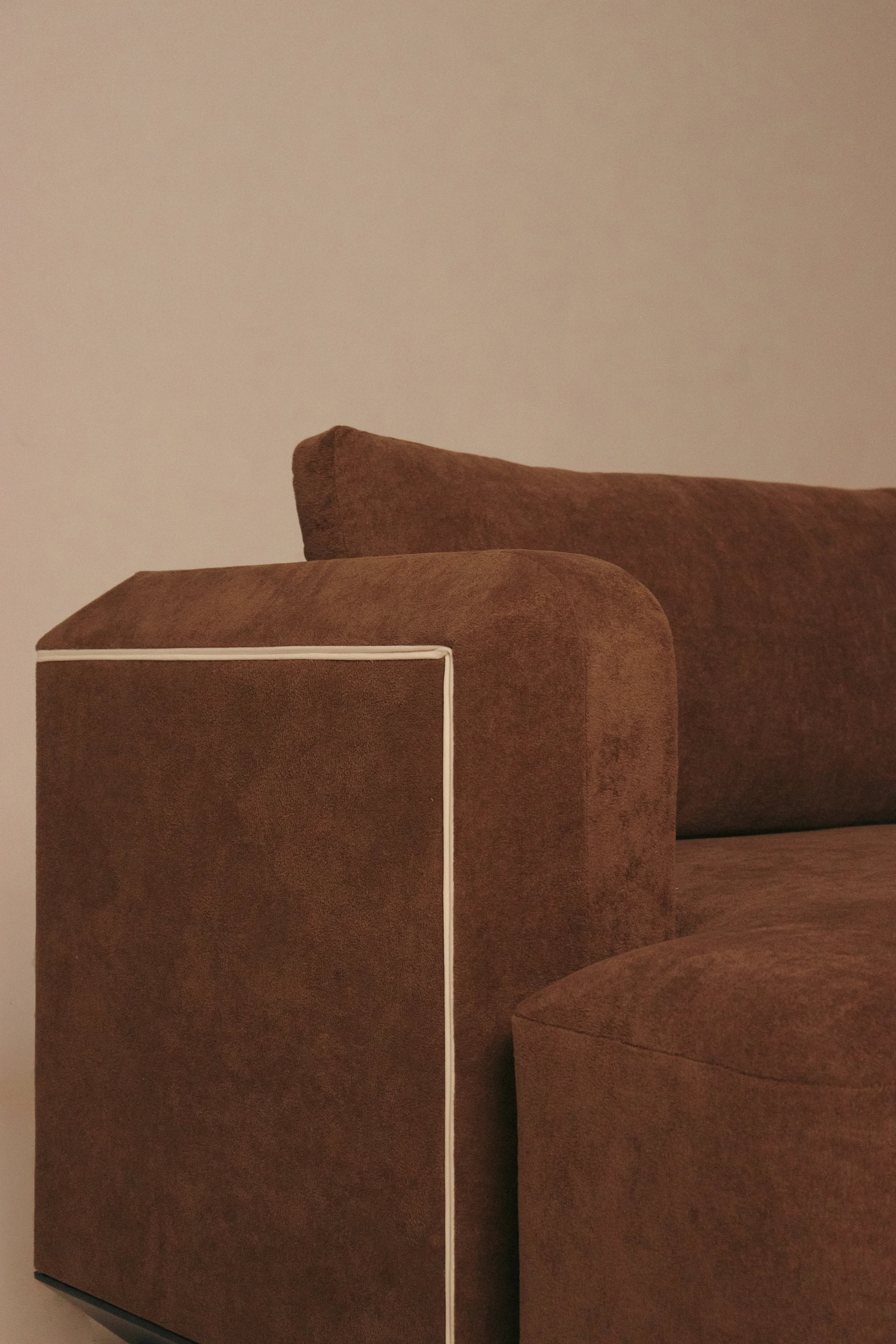 FIN SOFA - Image 2