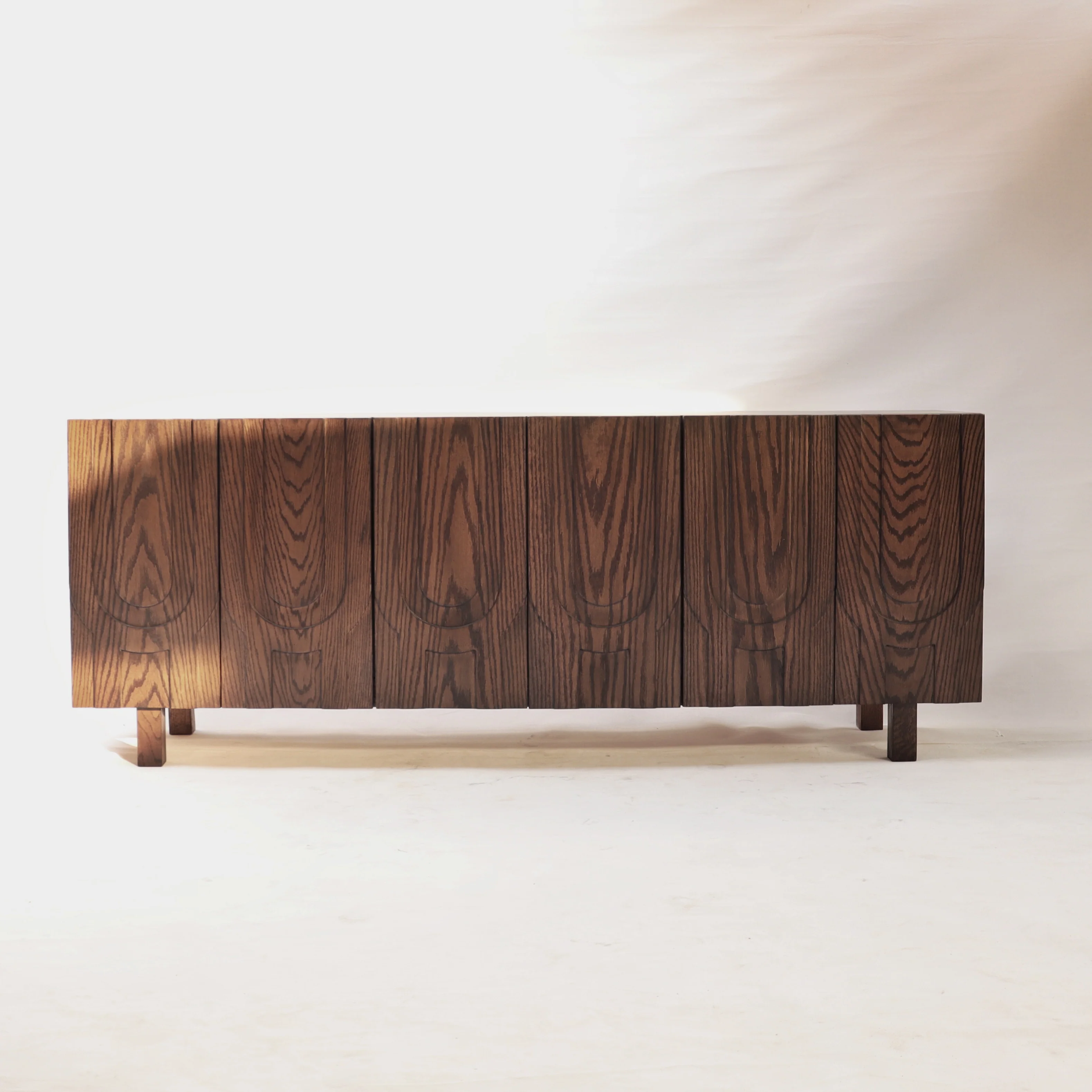 HORSE SHOE CONSOLE - Image 2