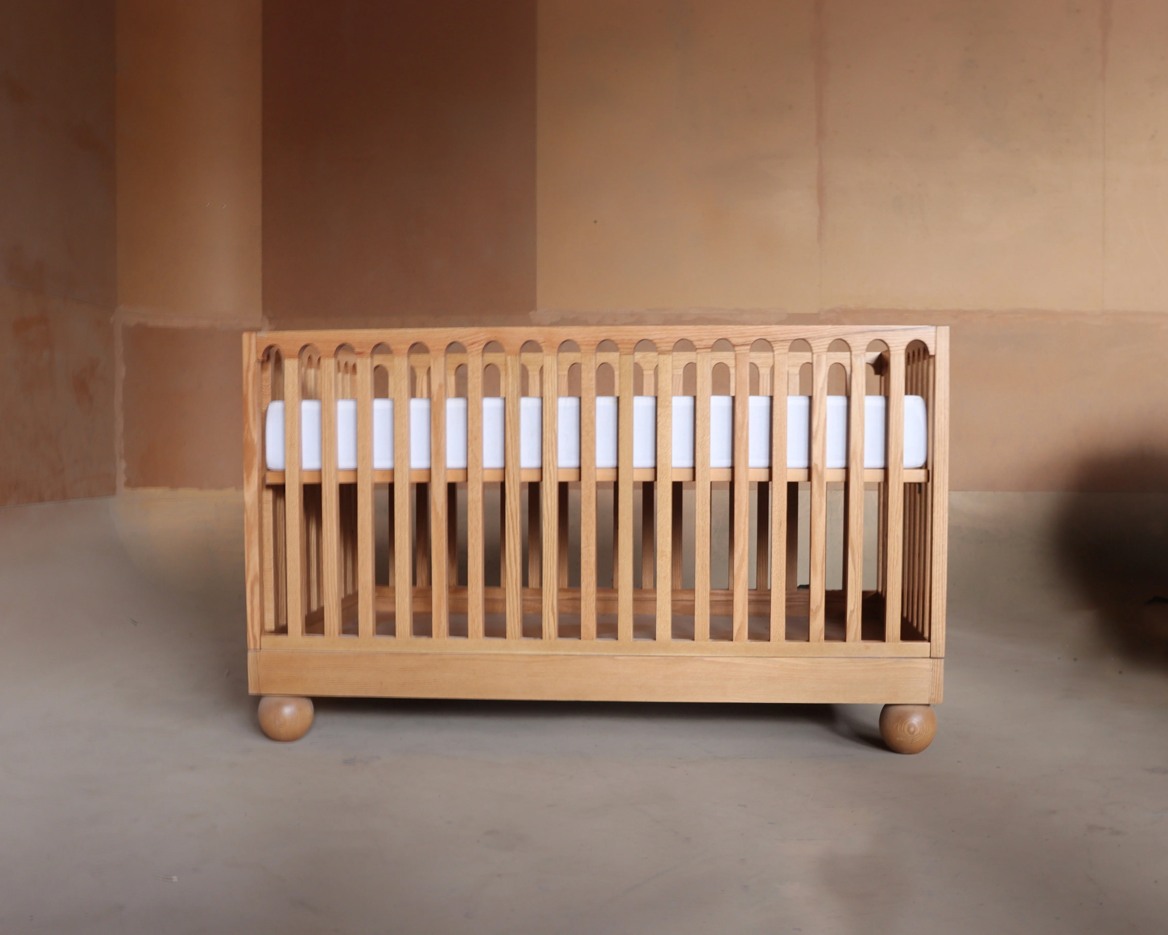 YARA CONVERTIBLE CRIB - Image 6